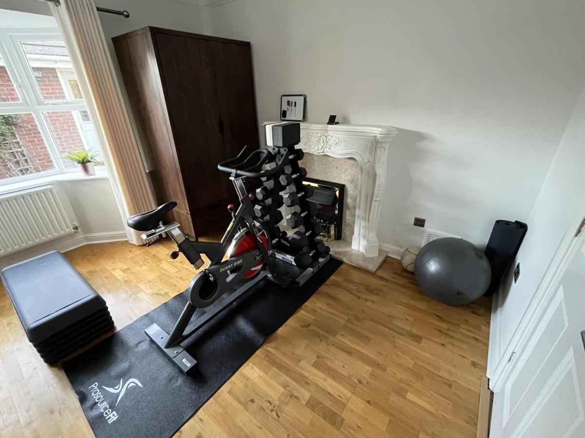 5 Bedroom 4 Bathroom Gym Playroom Country Home Лемингтън Спа Екстериор снимка